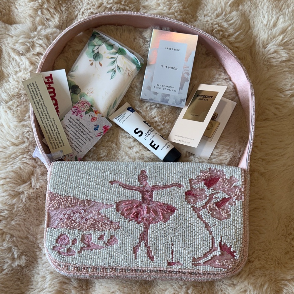 NWT Viral ballerina beaded bag by Made in India w/bonus tissues & makeup samples